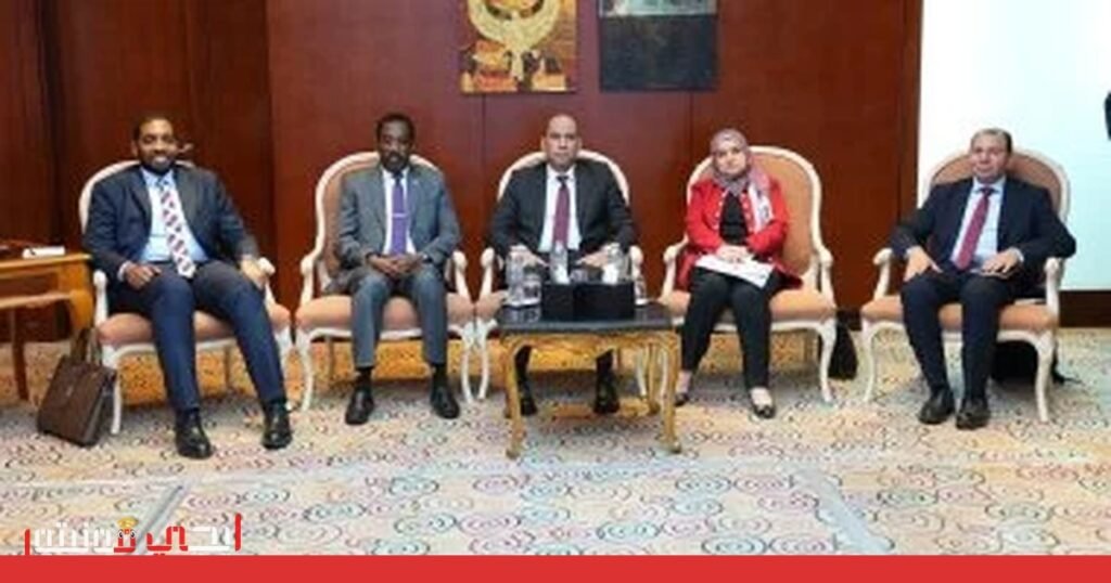 وزير العمل يلتقي نظيره السوداني لتعزيز التعاون في مجال العمل والتدريب صورة: التعاون